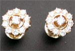Code KJDT KJ 104Gold 18 ktWeight 5.010 gmsDipc. 02Diamond 1.16 ctRs 29,913/-, click here to see large picture.