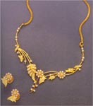 Code KJGJCZ 2804Gold 22 ktWeight 45 gmsCubic Zircons 10 ct, click here to see large picture.