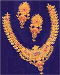 Code KJWSN 4902Gold 22 ktWeight 35 gms, click here to see large picture.