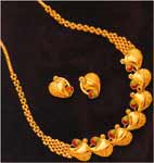 Code KJWNN 6116Gold 22 ktWeight 50 gms, click here to see large picture.
