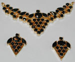Code KJGJS 2719Blue Sapphire Pendent Set, click here to see large picture.